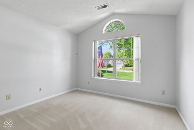 1467 Persimmon Circle, Greenfield, IN 46140
