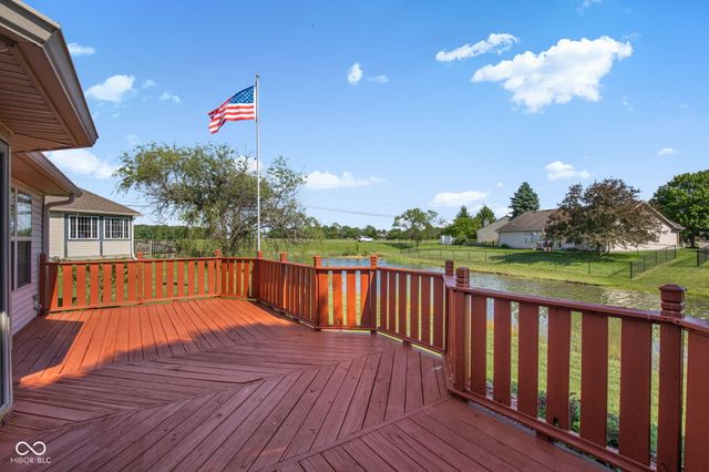 1467 Persimmon Circle, Greenfield, IN 46140