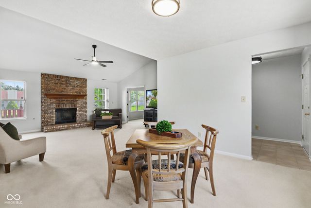 1467 Persimmon Circle, Greenfield, IN 46140