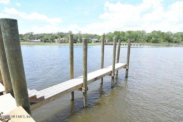 3629 WELLS LANDING Court, Jacksonville, FL 32277