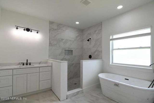 3629 WELLS LANDING Court, Jacksonville, FL 32277