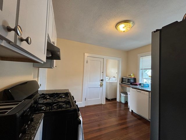 109 Birch Street 3, Boston, MA 02131