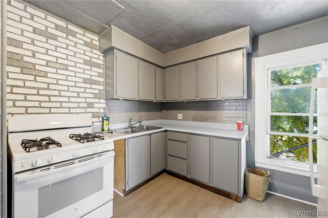 3 Lilac Street, Buffalo, NY 14220