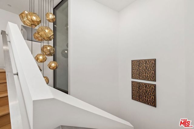 462 N Croft Avenue, Los Angeles, CA 90048