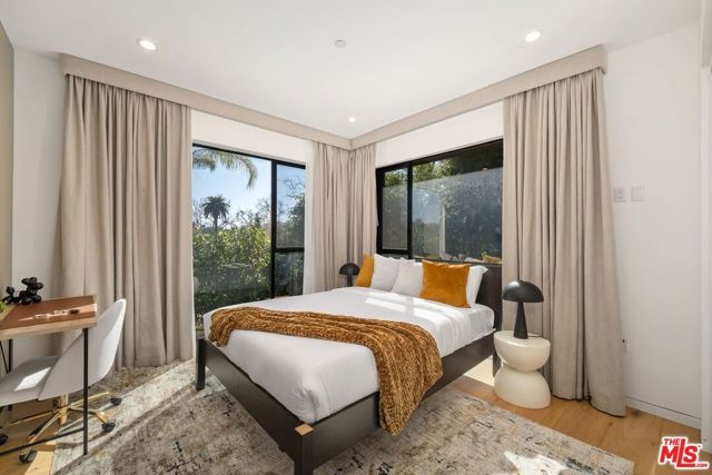 462 N Croft Avenue, Los Angeles, CA 90048