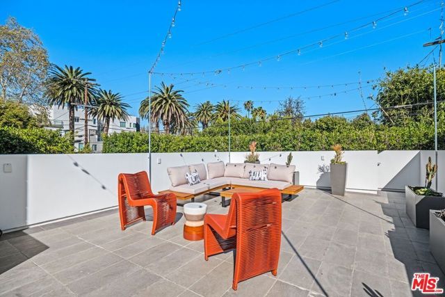 462 N Croft Avenue, Los Angeles, CA 90048