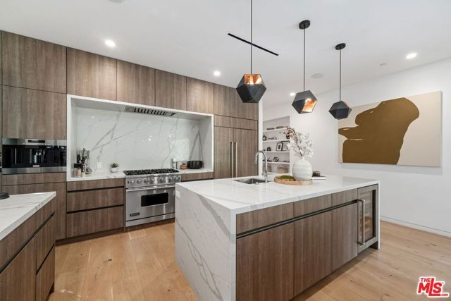 462 N Croft Avenue, Los Angeles, CA 90048