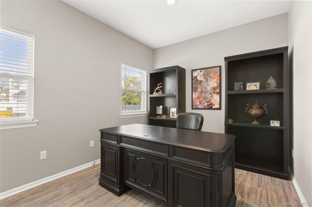 1 Laurel Lane, Holtsville, NY 11742