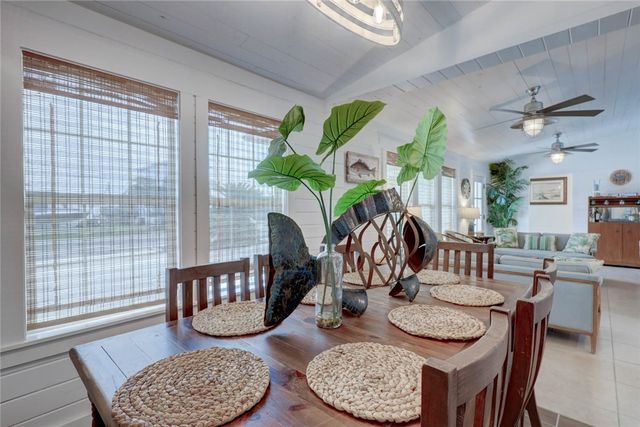 4034 Laguna Shores Road, Corpus Christi, TX 78418