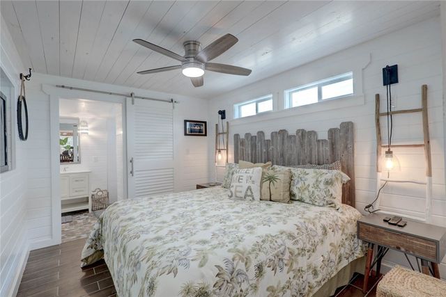 4034 Laguna Shores Road, Corpus Christi, TX 78418