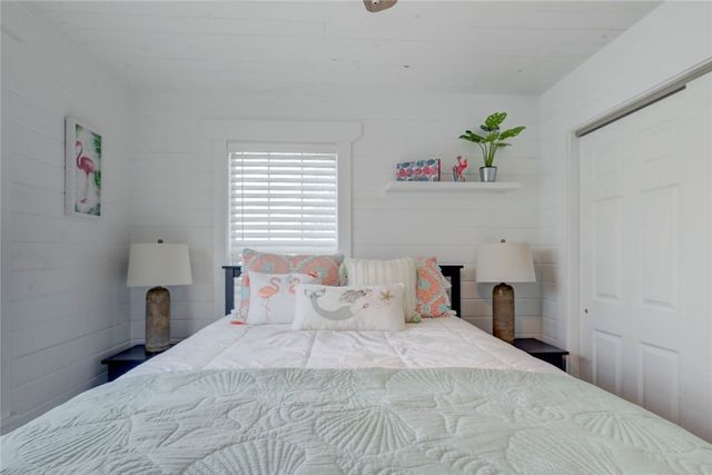 4034 Laguna Shores Road, Corpus Christi, TX 78418