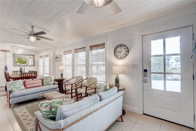 4034 Laguna Shores Road, Corpus Christi, TX 78418