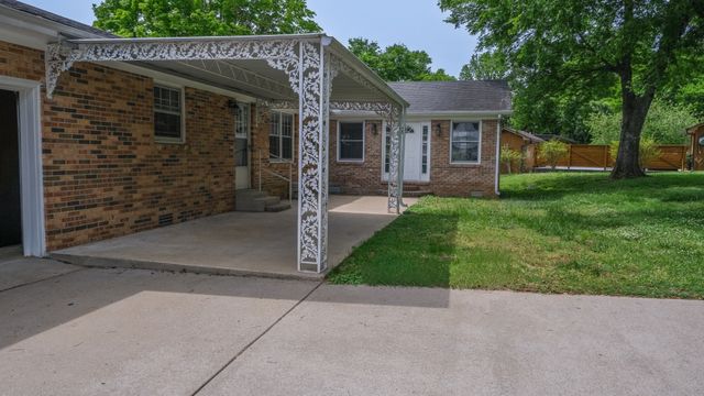 968 Galloway St, Lewisburg, TN 37091