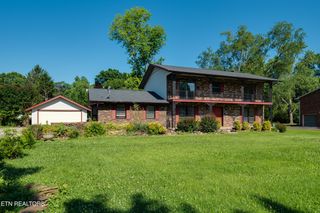 813 Naples Rd, Knoxville, TN 37923