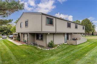 11806 Harbour Light Drive, North Royalton, OH 44133