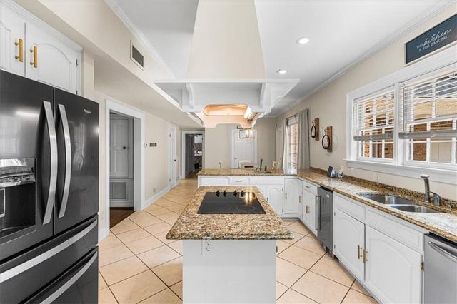 5497 Regency Oaks Drive N, Mobile, AL 36609