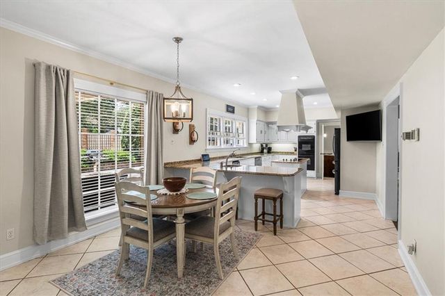5497 Regency Oaks Drive N, Mobile, AL 36609