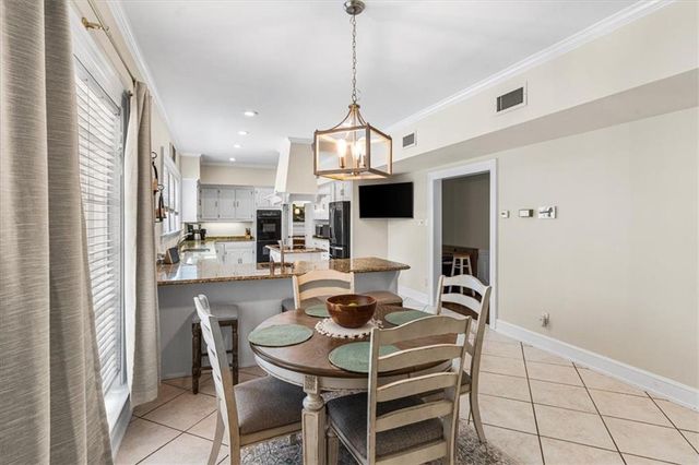 5497 Regency Oaks Drive N, Mobile, AL 36609