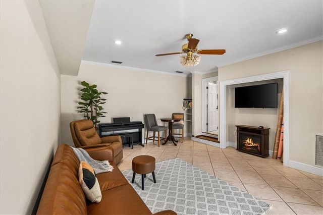 5497 Regency Oaks Drive N, Mobile, AL 36609