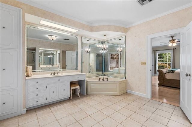 5497 Regency Oaks Drive N, Mobile, AL 36609