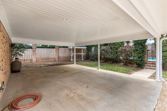 5497 Regency Oaks Drive N, Mobile, AL 36609