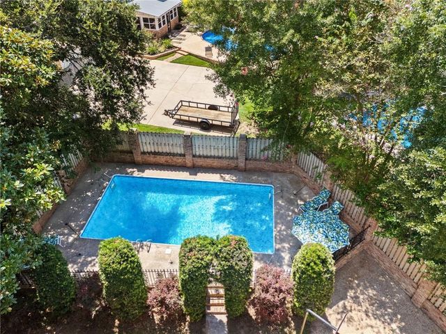 5497 Regency Oaks Drive N, Mobile, AL 36609