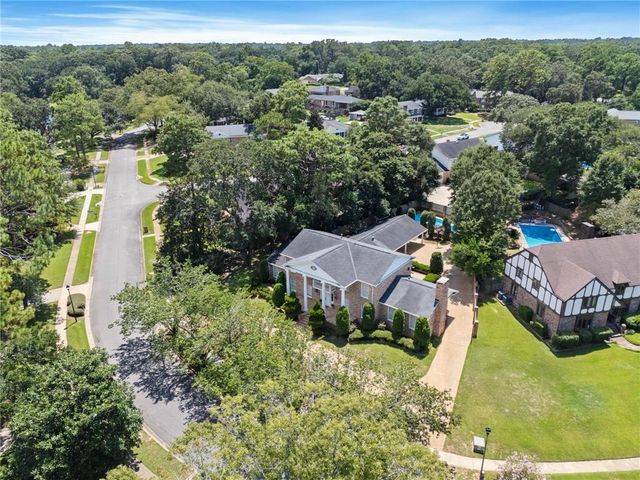 5497 Regency Oaks Drive N, Mobile, AL 36609