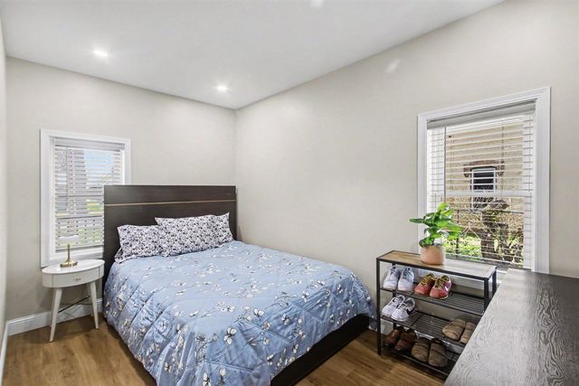 212 W Cass Street, Bangor, MI 49013