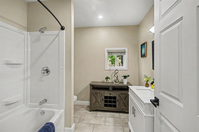 212 W Cass Street, Bangor, MI 49013