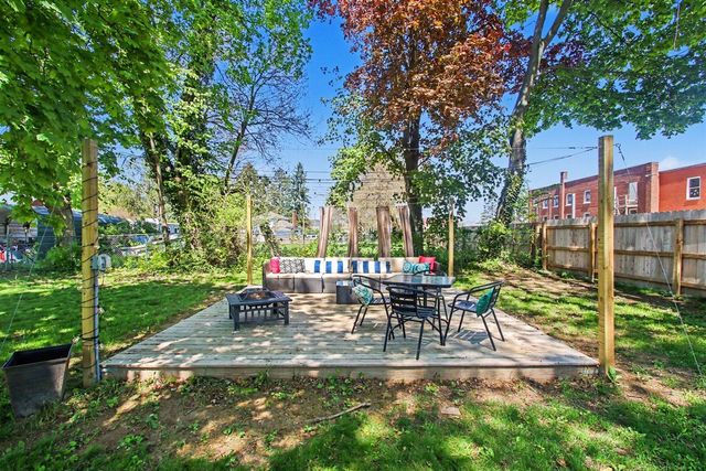212 W Cass Street, Bangor, MI 49013