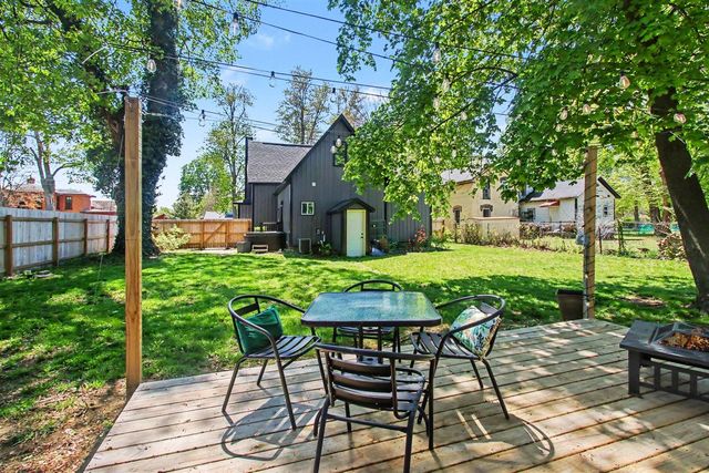 212 W Cass Street, Bangor, MI 49013