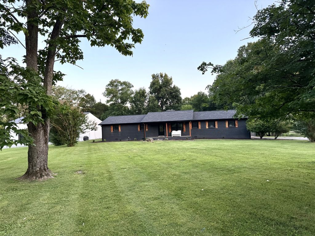 169 Warner Bridge Rd, Shelbyville, TN 37160