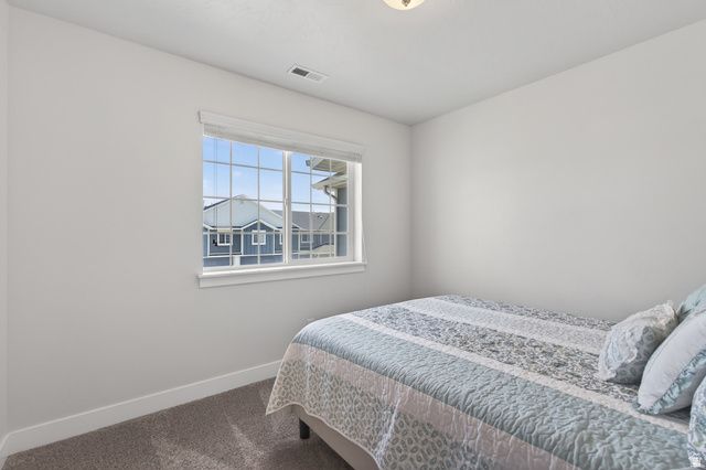 7579 N COTTAGE LN, Eagle Mountain, UT 84005