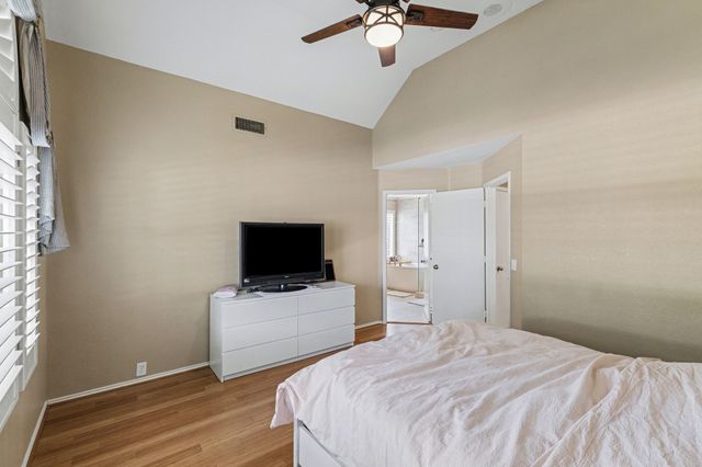 337 Touchdown Drive, Irving, TX 75063