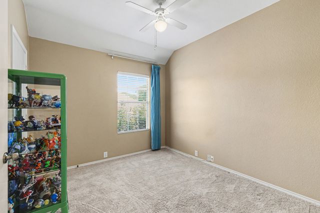 337 Touchdown Drive, Irving, TX 75063