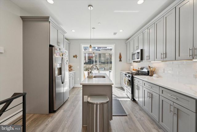 710 CANTRELL ST, Philadelphia, PA 19148