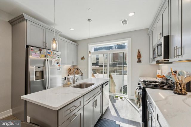 710 CANTRELL ST, Philadelphia, PA 19148