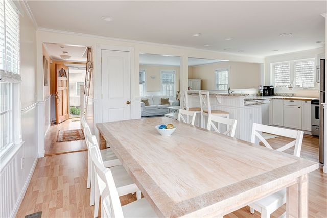 40 Holland Street, Newport, RI 02840