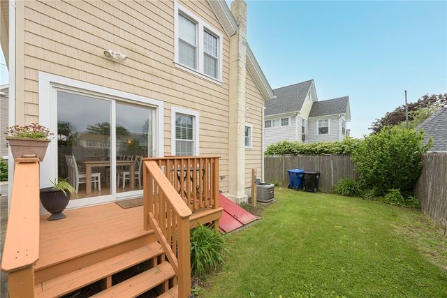 40 Holland Street, Newport, RI 02840