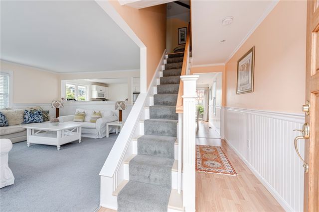 40 Holland Street, Newport, RI 02840