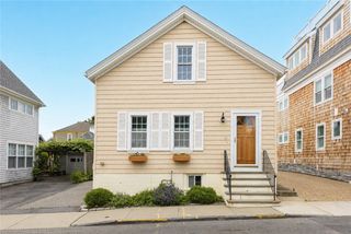 40 Holland Street, Newport, RI 02840