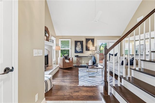 4823 N Beacon Avenue, Kansas City, MO 64119