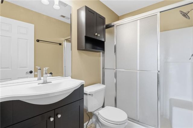 4823 N Beacon Avenue, Kansas City, MO 64119