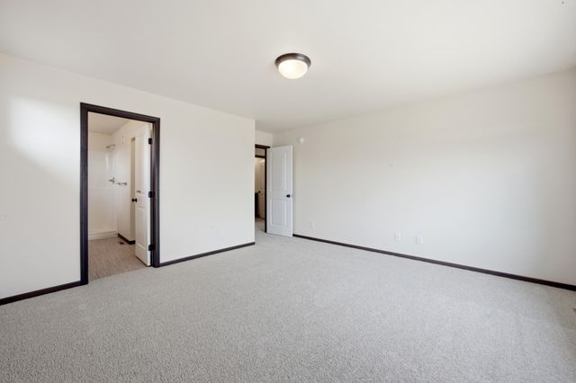 810 Albert Drive W, West Fargo, ND 58078