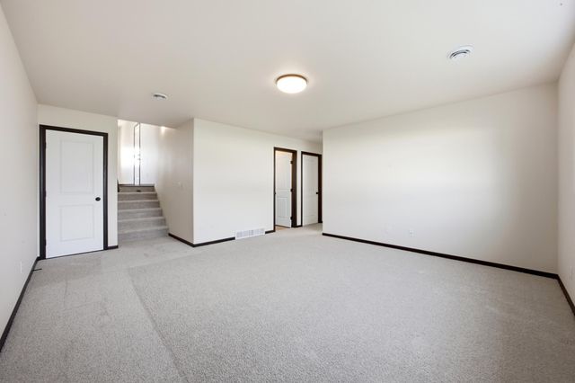 810 Albert Drive W, West Fargo, ND 58078