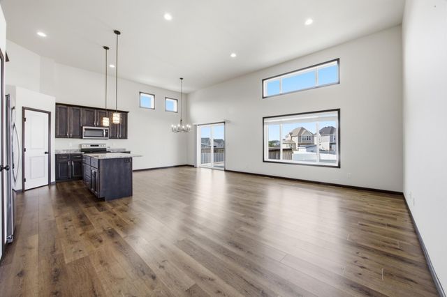 810 Albert Drive W, West Fargo, ND 58078