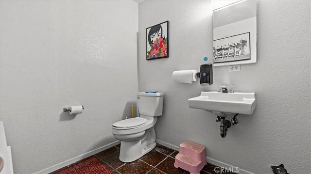 580 E Foothill Boulevard, Azusa, CA 91702