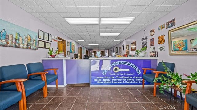 580 E Foothill Boulevard, Azusa, CA 91702