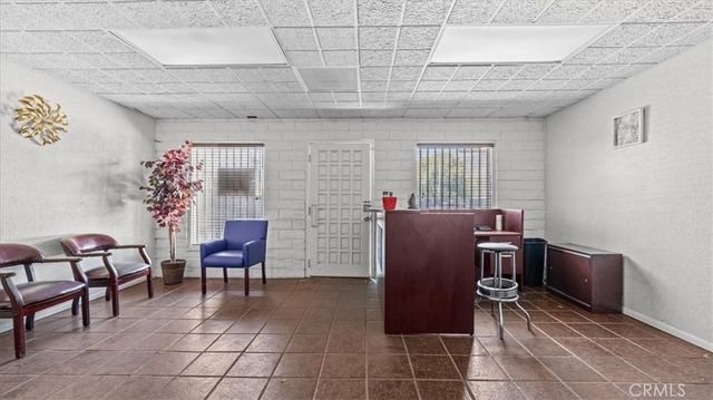 580 E Foothill Boulevard, Azusa, CA 91702