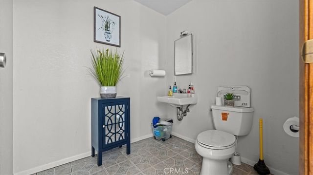 580 E Foothill Boulevard, Azusa, CA 91702